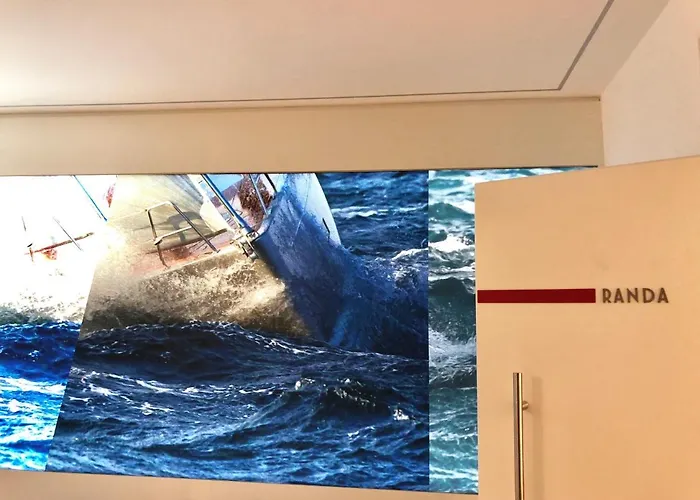 Alojamento de Acomodação e Pequeno-almoço Gassa D'amante 4*